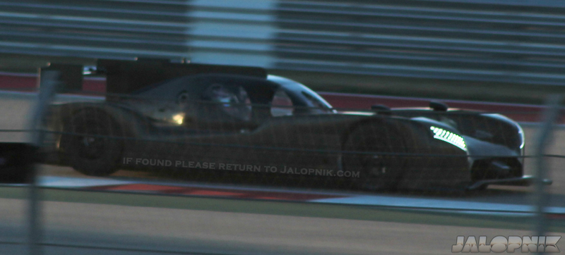 Illustration for article titled Analyzing Possible Aerodynamic Secrets Of The Nissan GT-R LMP1 Car